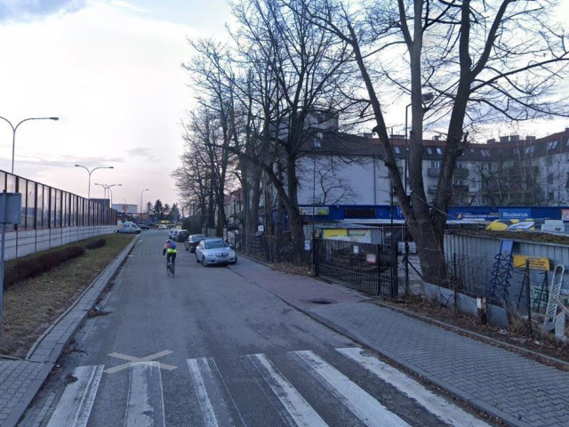 Wał Miedz. przy rondzie, działka z WZ na 2500m PUM