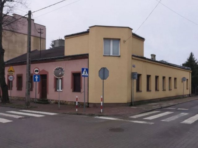 Pruszków kamieniczka do rozbudowy